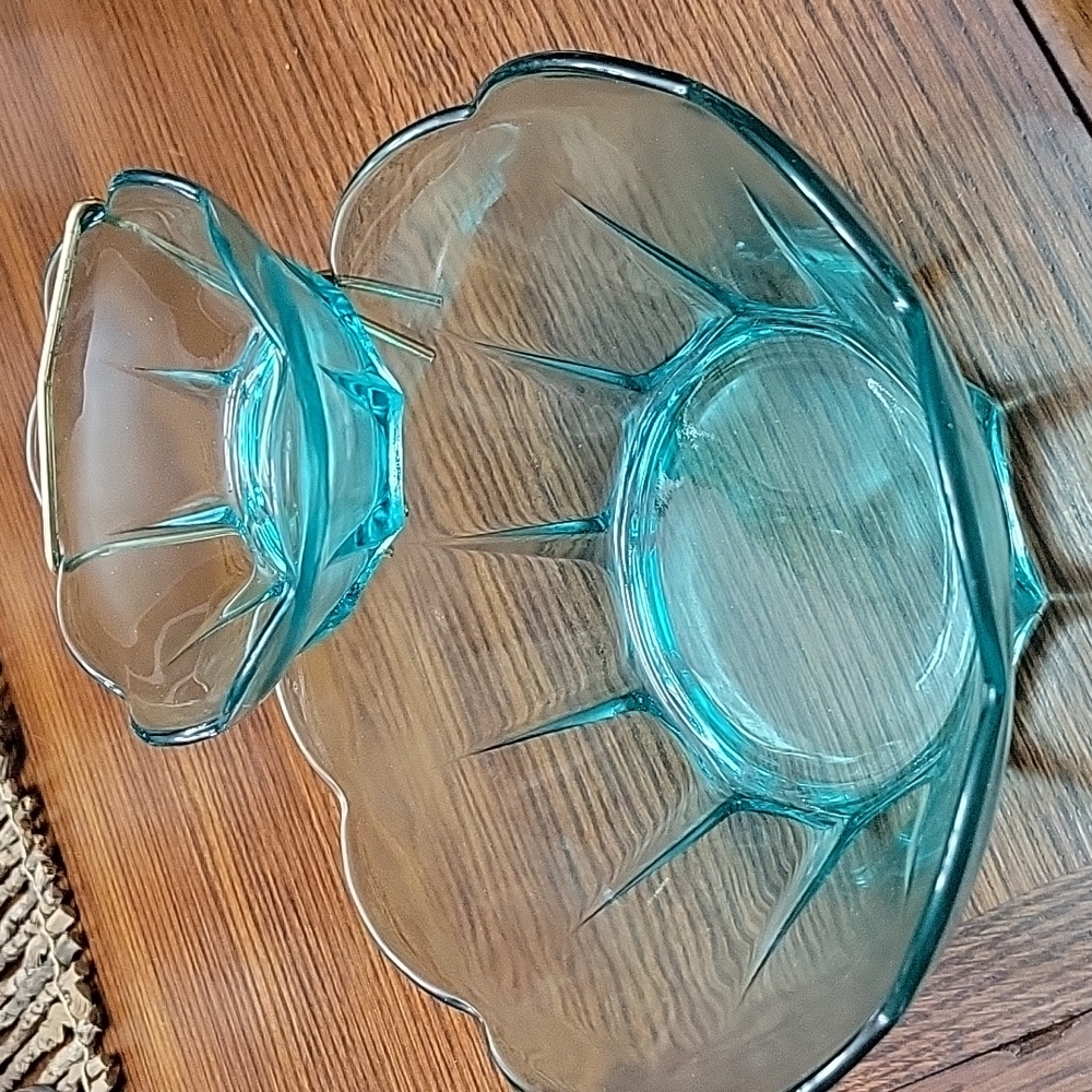 Vintage Anchor Hocking Chip n Dip Set - Picture 2 of 4